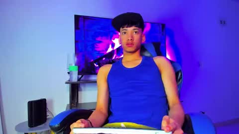 Lyam online show from March 18, 8:39 am