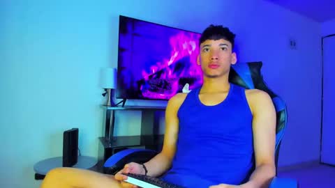 Lyam online show from March 22, 5:00 am