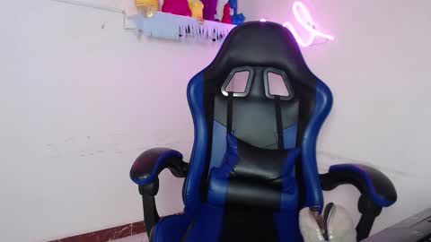  Lycoris  online show from November 24, 9:14 pm