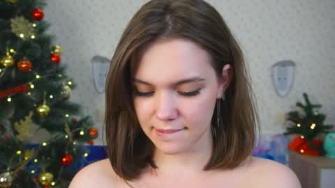 hi im Lyle online show from December 12, 9:30 am