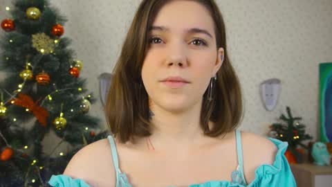 hi im Lyle online show from December 14, 3:07 am