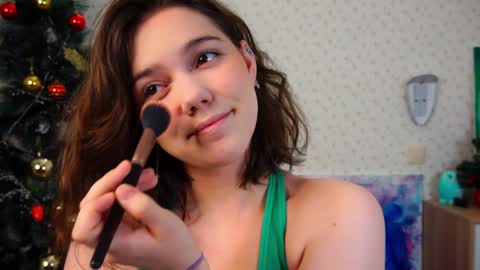 hi im Lyle online show from January 12, 3:07 am