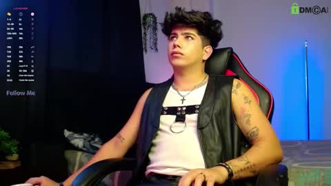 Lyle Bennett Freelance Model online show from November 5, 11:54 am