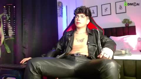 Lyle Bennett Freelance Model online show from March 12, 12:00 pm