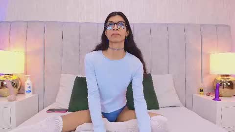 Snapshot of lylith_606 chatting on June 20, 12:19 pm Lilith loki online show from June 20, 12:19 pm
