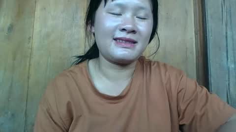 Snapshot of lylymai chatting on October 5, 7:39 am lylymai online show from October 5, 7:39 am