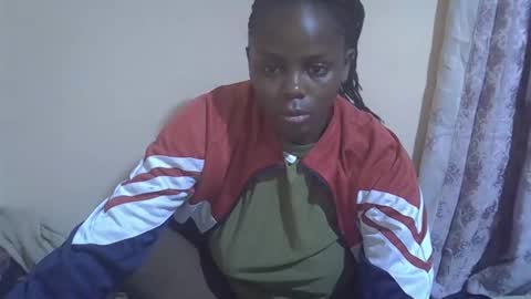 lyn_anna online show from December 15, 4:17 am