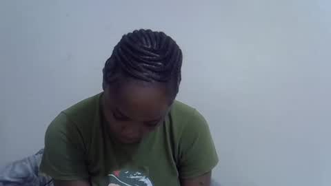 lyn_anna online show from June 3, 5:40 pm