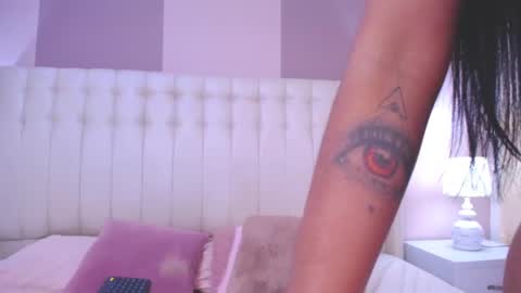 Lyn online show from January 29, 5:13 pm