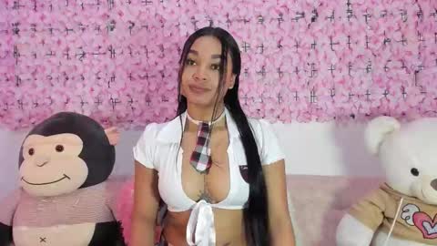 lynda_bonnie online show from November 16, 2:11 pm