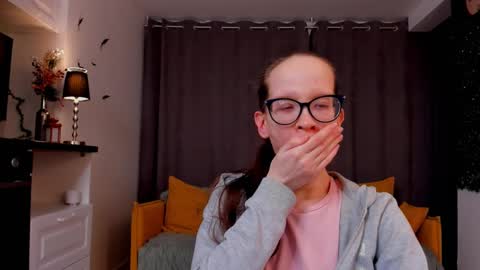 Sara online show from February 19, 11:14 pm