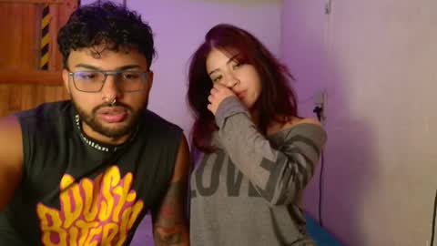 Snapshot of lynn_n_samuel chatting on April 10, 6:51 am lynn_n_samuel online show from April 10, 6:51 am