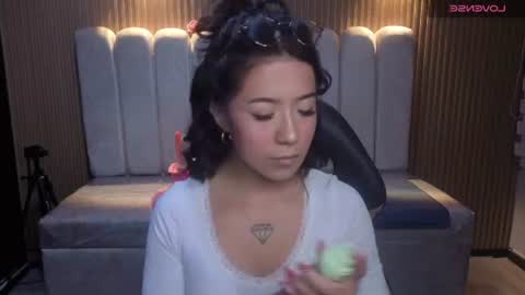 lynn_turner_ online show from July 15, 1:49 pm