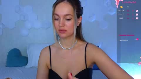 Lana online show from March 12, 4:18 am