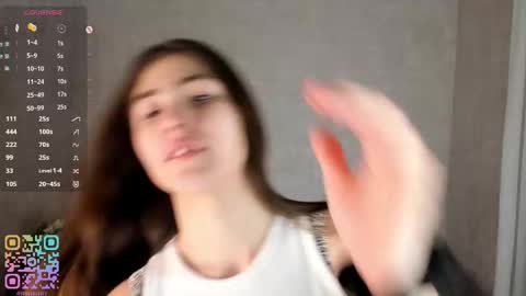 Ellie online show from October 27, 3:16 pm