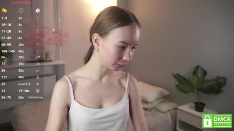 Lola online show from September 27, 5:07 pm