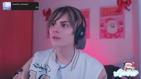 Lyodass online show from December 14, 4:01 am