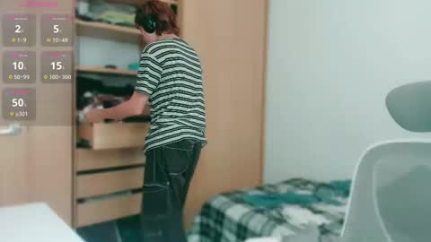 Lyodass online show from March 9, 7:37 pm