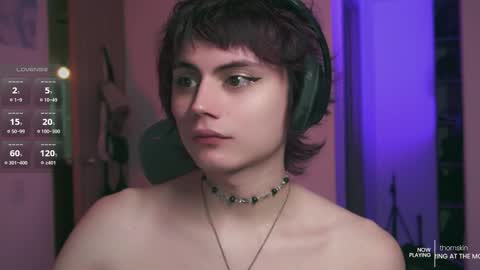 Lyodass online show from October 25, 1:13 am