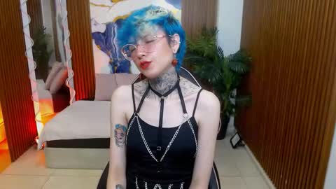 lyra_tay online show from March 10, 8:14 pm