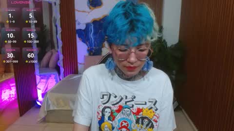 lyra_tay online show from March 12, 11:27 am