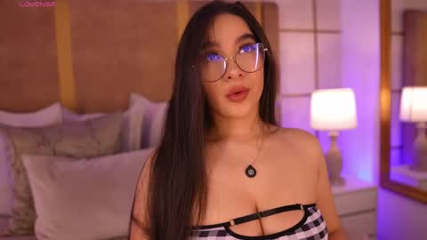    online show from May 30, 10:56 am