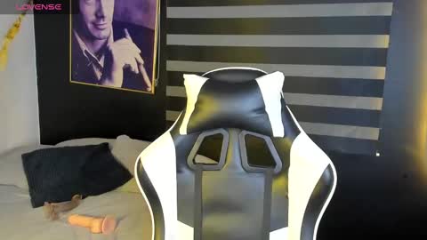 Snapshot of lyralux10 chatting on September 14, 4:55 am lyralux10 online show from September 14, 4:55 am