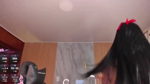 Snapshot of lys_with chatting on February 22, 6:06 am VIVIANA online show from February 22, 6:06 am