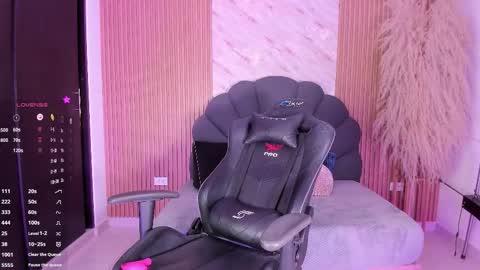 Snapshot of lys_with chatting on October 30, 2:24 am VIVIANA online show from October 30, 2:24 am