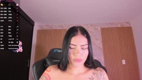 Snapshot of lys_with chatting on February 26, 8:08 pm VIVIANA online show from February 26, 8:08 pm