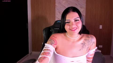    VIVIANA    online show from May 31, 3:04 am