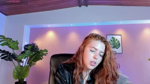 Snapshot of lyssa_muller chatting on March 3, 4:24 pm Lyssa Everyday From 0700 to 1630 Col Time online show from March 3, 4:24 pm