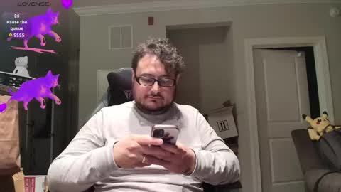 Snapshot of lyxx_2 chatting on October 28, 1:31 am lyxx_2 online show from October 28, 1:31 am