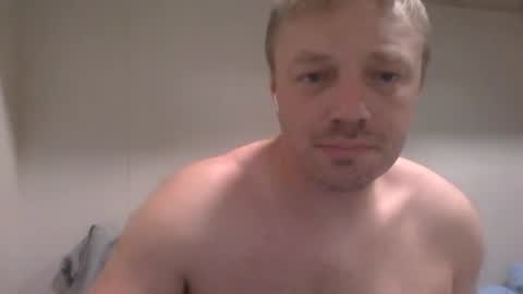 Snapshot of m15kala chatting on December 22, 11:00 am m15kala online show from December 22, 11:00 am