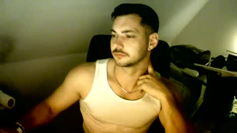 Snapshot of m1recevierrr chatting on July 5, 2:29 am m1recevierrr online show from July 5, 2:29 am