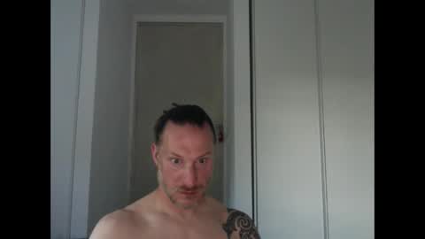 Snapshot of m4rduk81 chatting on May 11, 4:48 pm m4rduk online show from May 11, 4:48 pm