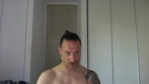 Snapshot of m4rduk81 chatting on May 13, 4:04 pm m4rduk online show from May 13, 4:04 pm