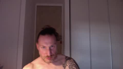 Snapshot of m4rduk81 chatting on May 14, 2:02 pm m4rduk online show from May 14, 2:02 pm