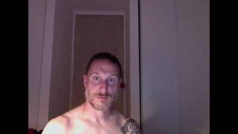 Snapshot of m4rduk81 chatting on May 29, 9:02 pm m4rduk online show from May 29, 9:02 pm