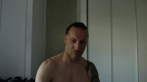 Snapshot of m4rduk81 chatting on June 18, 5:17 pm m4rduk online show from June 18, 5:17 pm