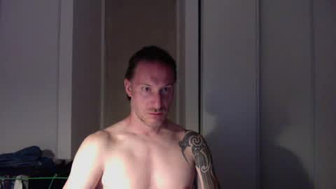 Snapshot of m4rduk81 chatting on July 20, 3:43 am m4rduk online show from July 20, 3:43 am