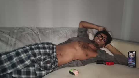 Snapshot of m_d_fl chatting on February 4, 3:51 pm MD online show from February 4, 3:51 pm