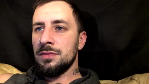 m_stephen online show from November 23, 1:27 am