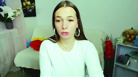 Vikki online show from May 15, 10:55 am