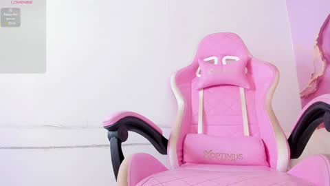 Mariangel  online show from January 16, 8:25 pm