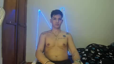 Snapshot of maaster420 chatting on September 27, 2:27 am itgram pezlo josue online show from September 27, 2:27 am