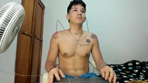 Snapshot of maaster420 chatting on September 30, 9:09 pm itgram pezlo josue online show from September 30, 9:09 pm