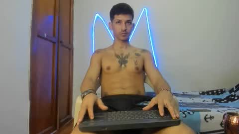 Snapshot of maaster420 chatting on January 13, 2:22 pm itgram pezlo josue online show from January 13, 2:22 pm