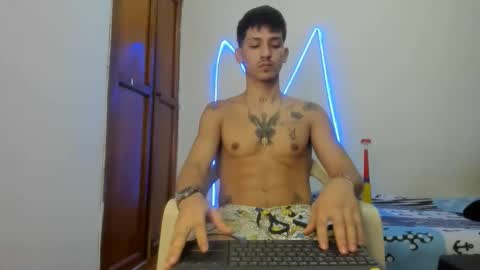 Snapshot of maaster420 chatting on January 14, 3:17 pm itgram pezlo josue online show from January 14, 3:17 pm