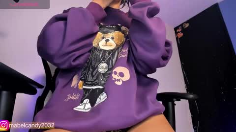 Mabel Candy  online show from December 11, 4:09 pm